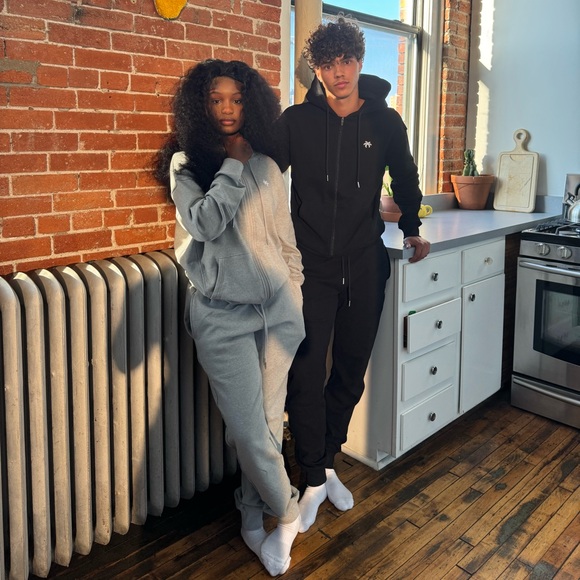 Unisex Stylish Full Tracksuits SetSize Small
